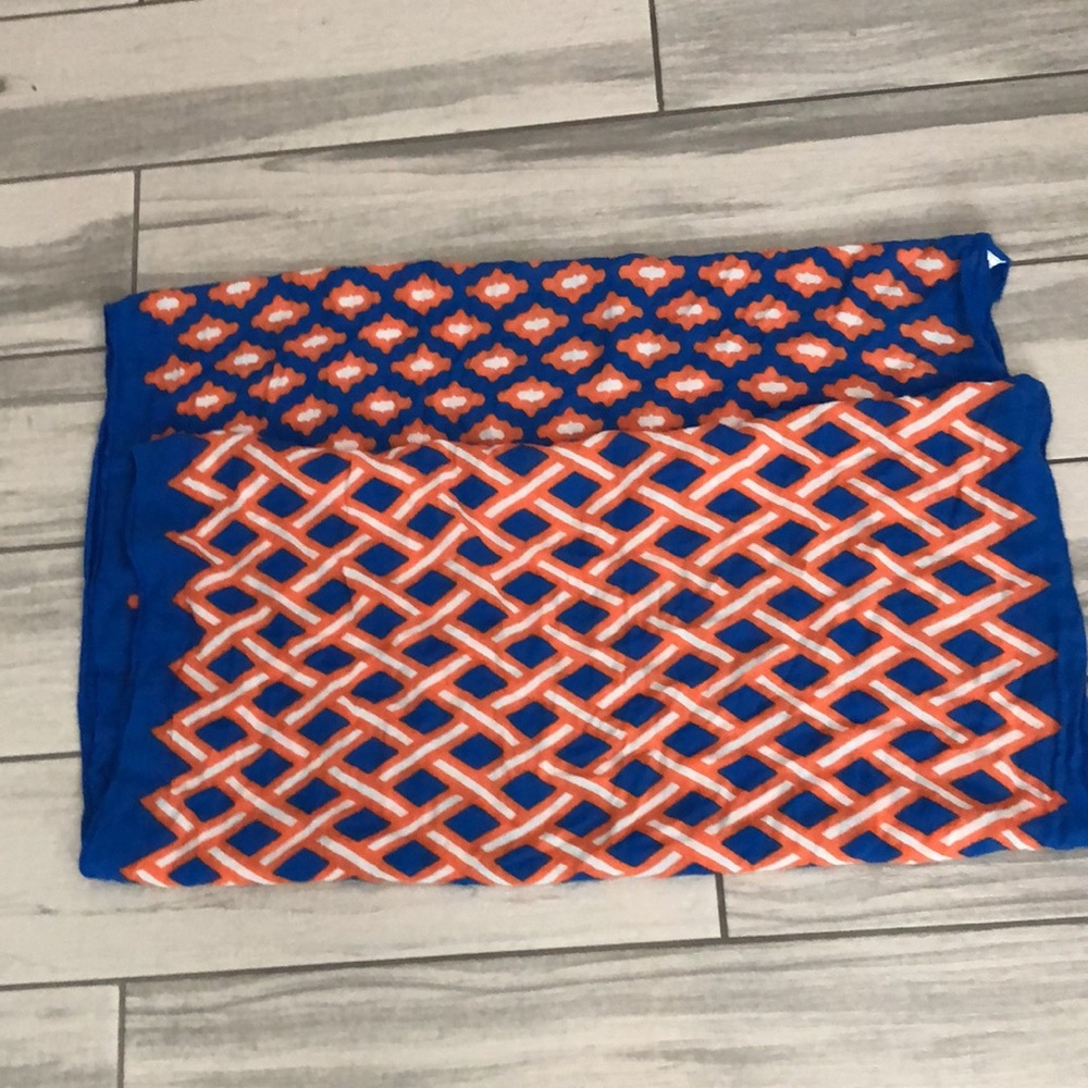 ❤️3X20 Mud Pie Gameday Infinity Scarf Blue/ Orange Geometric Print Light… - Picture 7 of 10